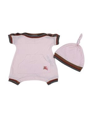Burberry Children Newborn One Piece Bodysuit Romper and Hat Set Light Pink 1 Mo.